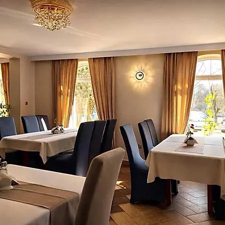 Trojak Myslowice Resort 2*